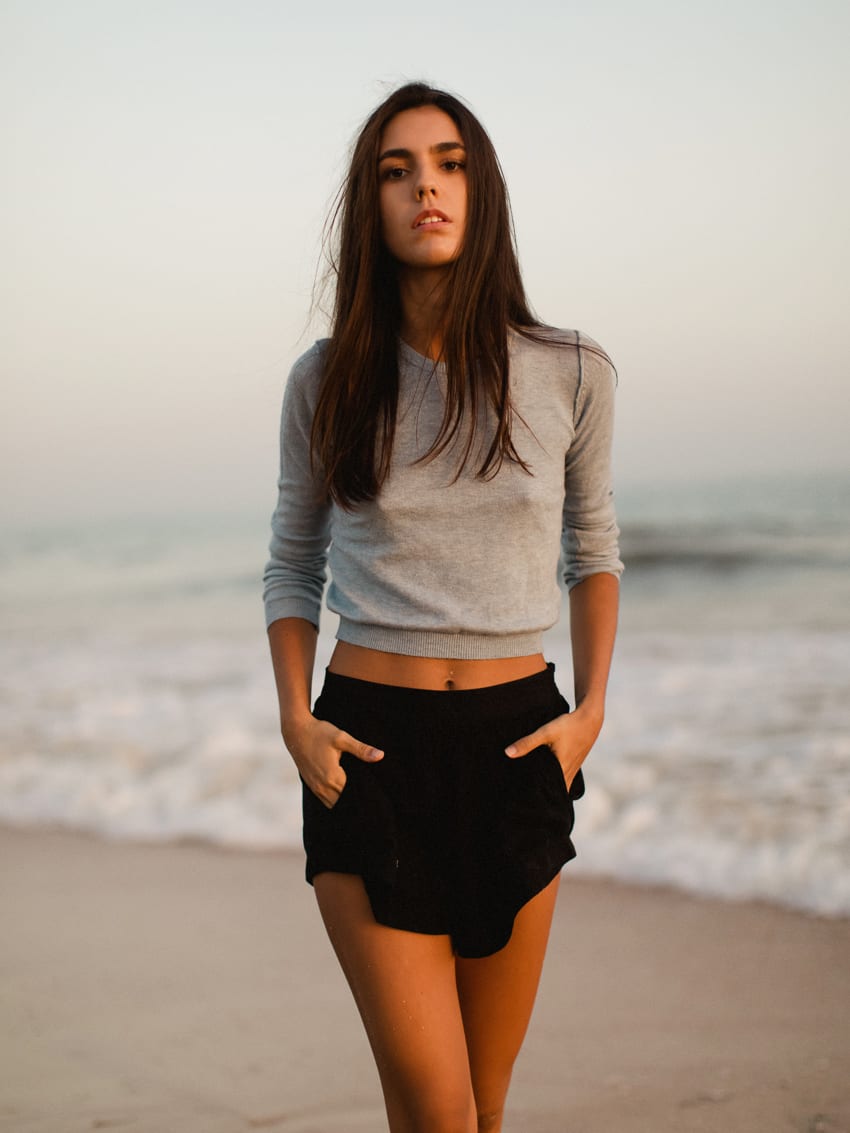 beach fashion portrait, model portrait