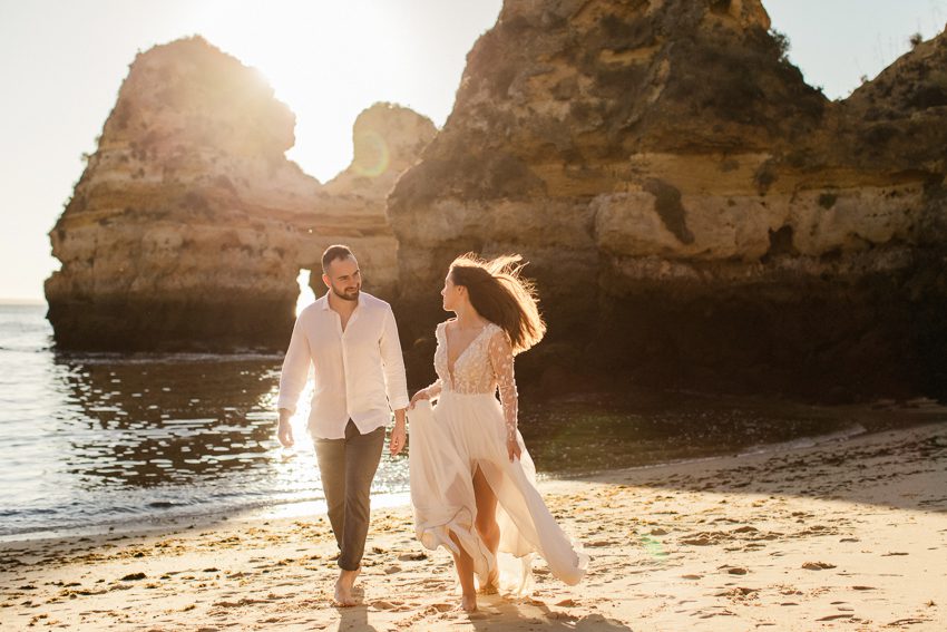 elopement beach portraits Algarve