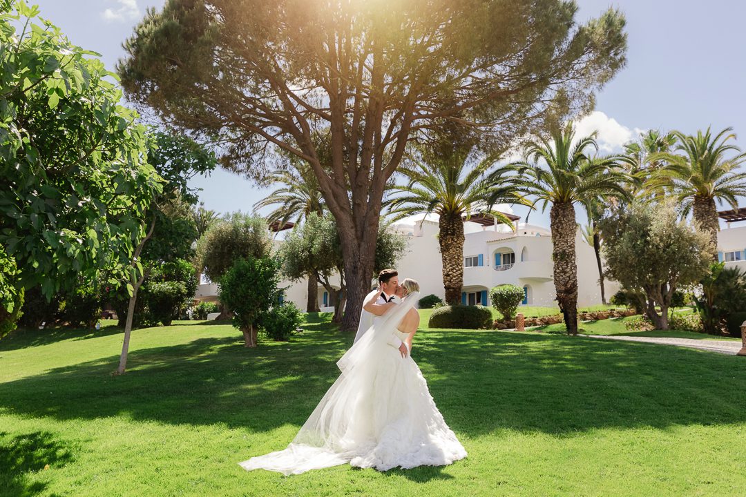 Lisbon wedding photographer, wedding photogrpahy Portugal, bridal style, bridal fashion, wedding moments, wedding style, alfresco wedding