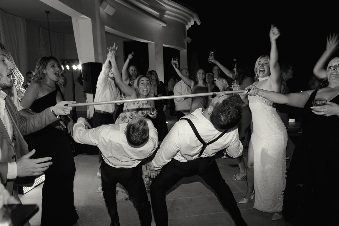 Lisbon wedding photographer, wedding photogrpahy Portugal, bridal style, bridal fashion, wedding moments, wedding style, alfresco wedding