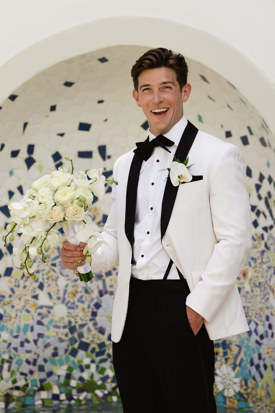 bride and groom, first look, 1st look, vila vita Parc wedding, Algarve wedding, groom portrait