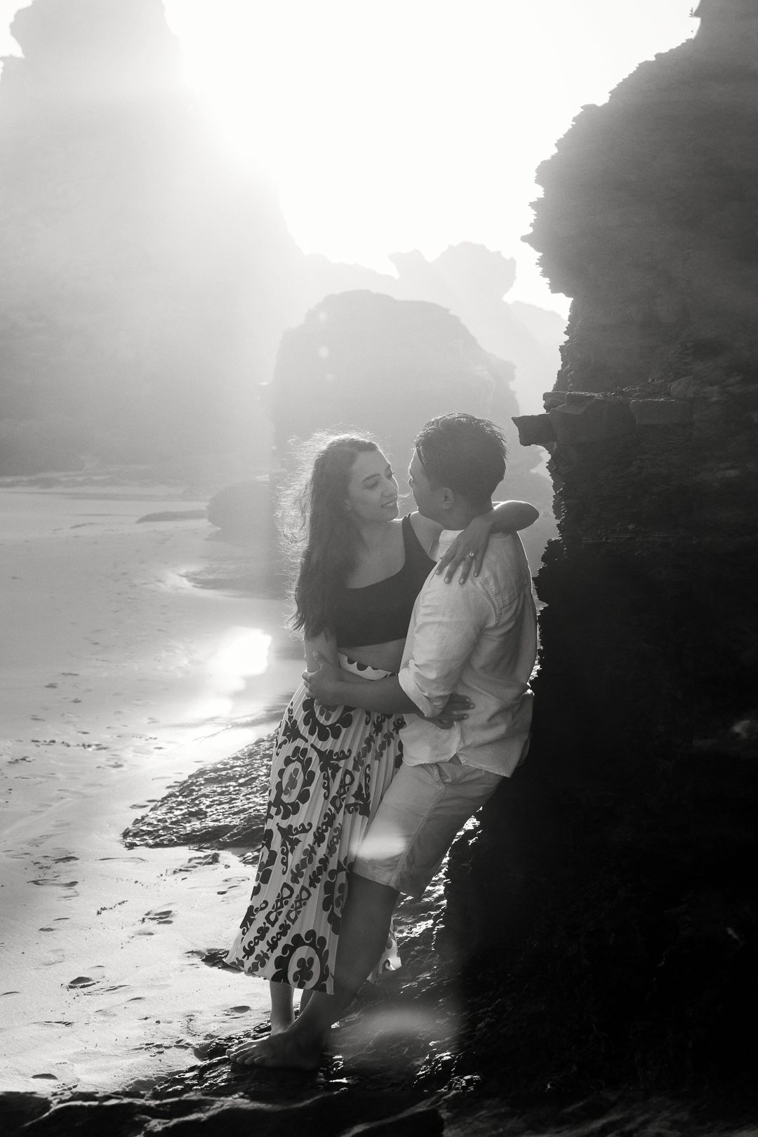 Engagement session, beach couples shoot, algarve beach shoot, Portugal beach, lifestyle photographer