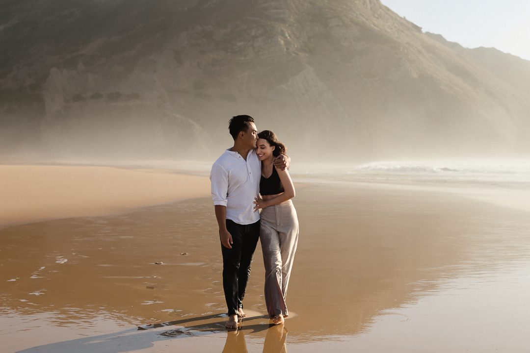 Engagement session, beach couples shoot, algarve beach shoot, Portugal beach, lifestyle photographer