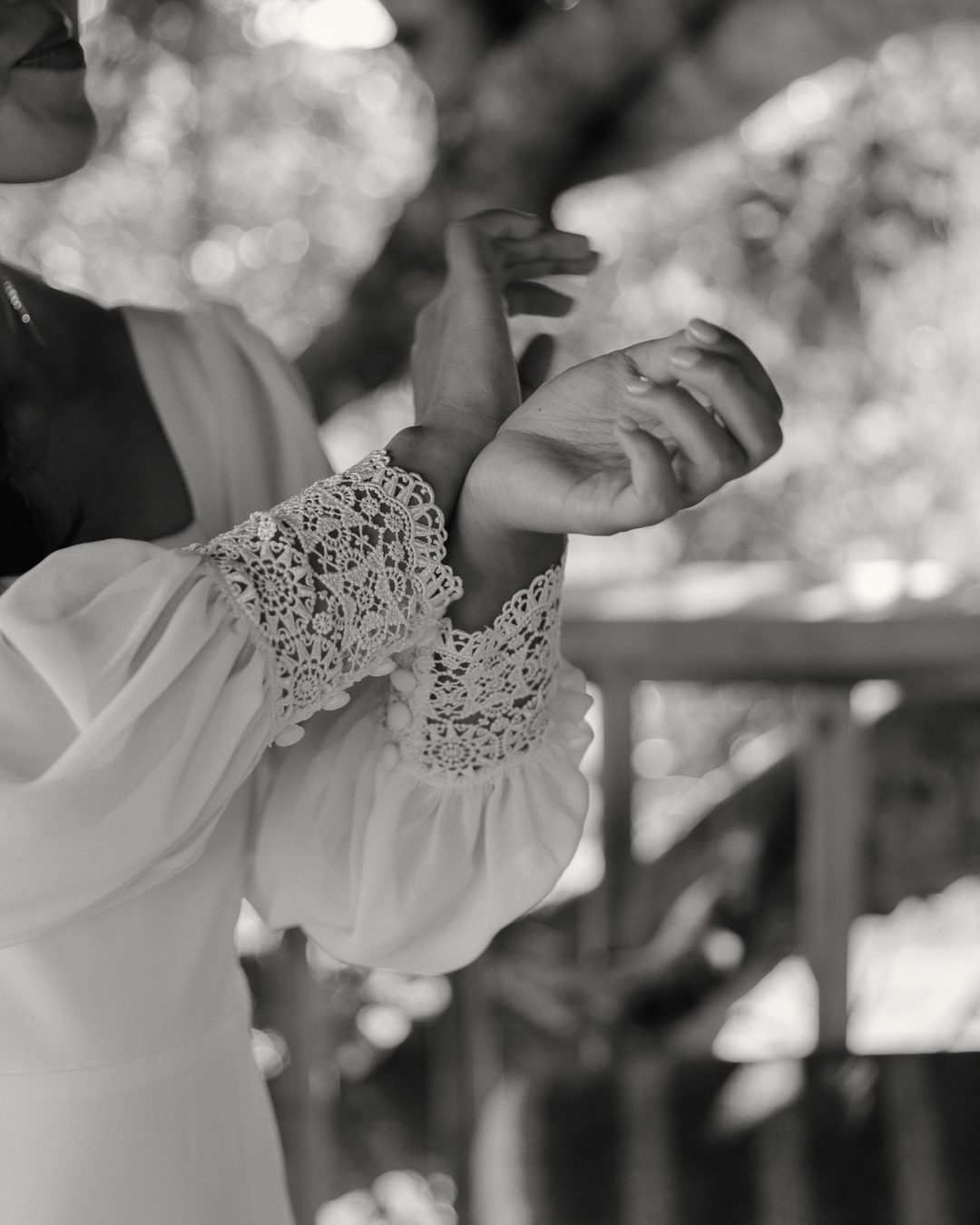 bridal perfume, bride getting ready, Algarve wedding, Portugal wedding photography
