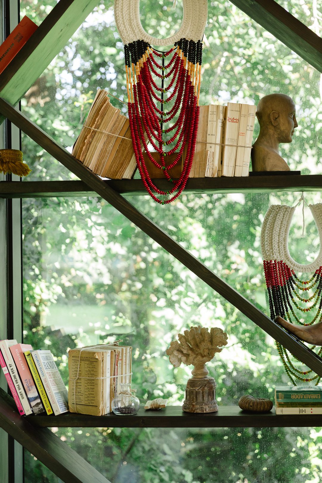 conversas De Alpendre, bridal suite, rustic bridal suite, bride getting ready