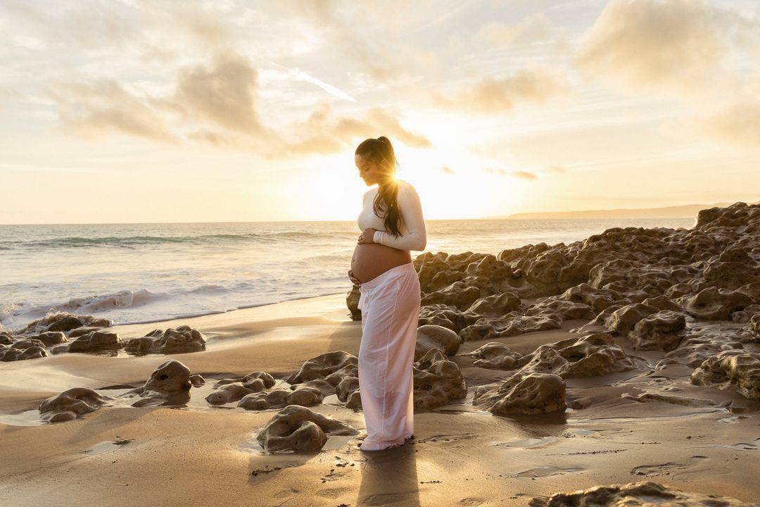 maternity session Algarve, Portugal portrait Photography, lifestyle portraits Portugal, Portugal photographer, Portugal beach, Algarve lifestyle photography