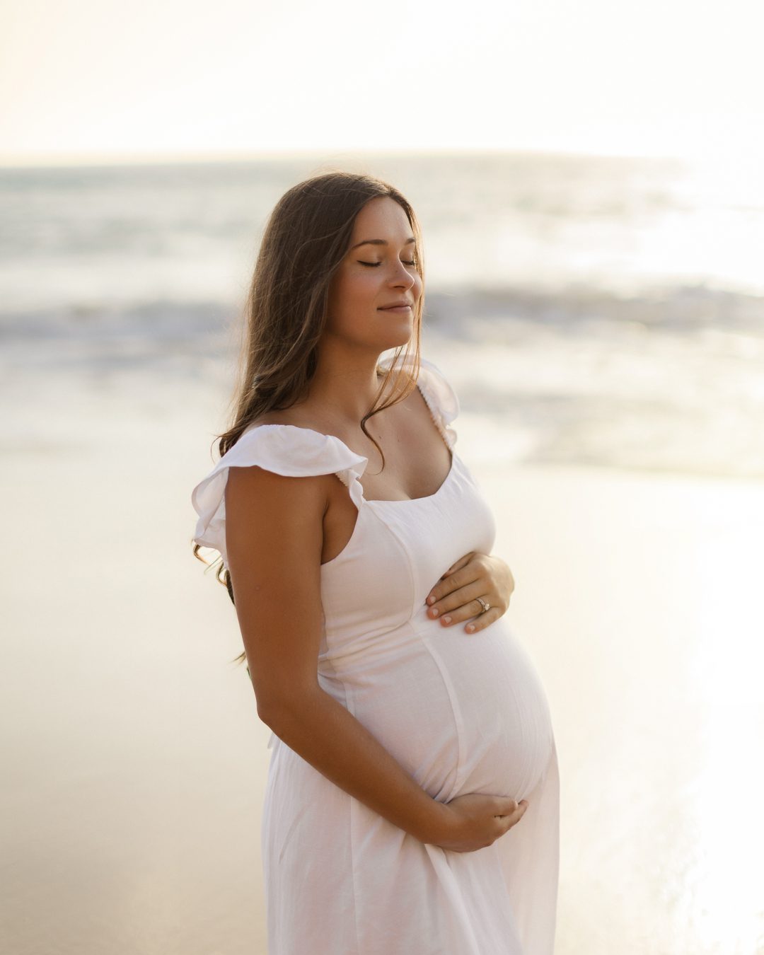 maternity session Algarve, Portugal portrait Photography, lifestyle portraits Portugal, Portugal photographer, Portugal beach, Algarve lifestyle photography, babymoon photography