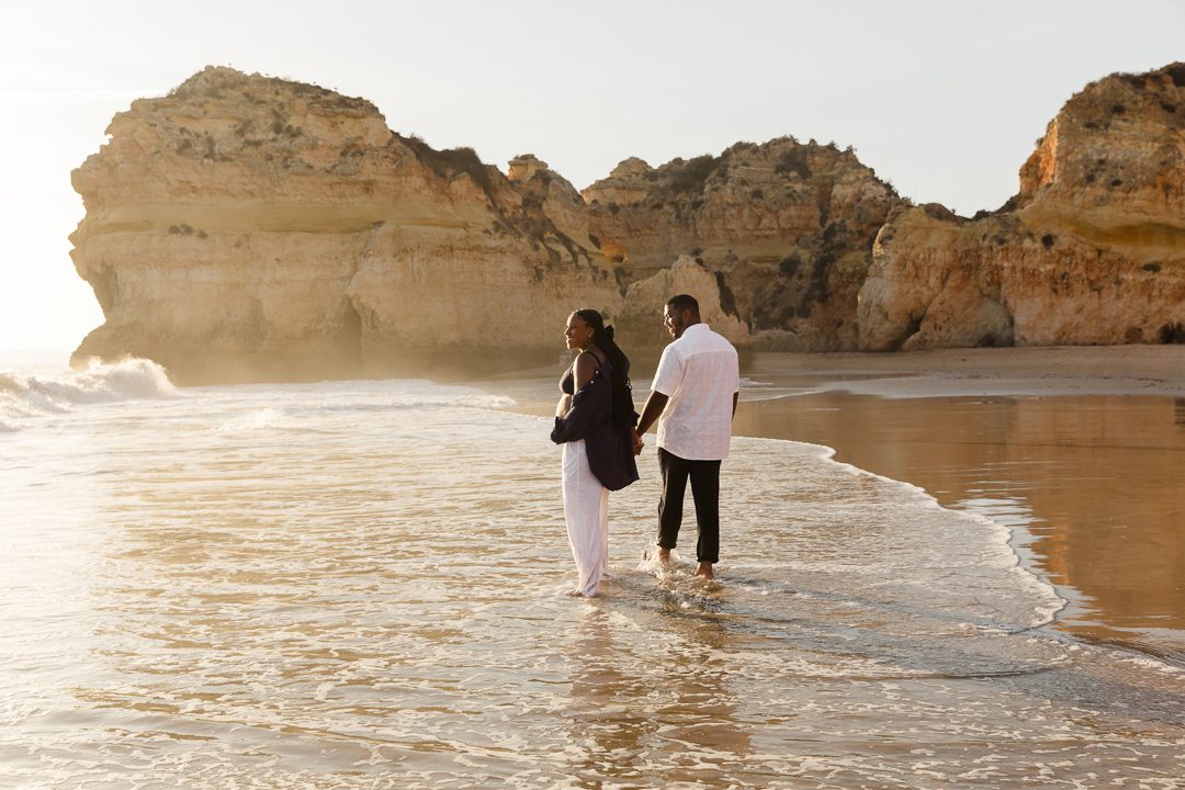 Portugal photographer, lifestyle portraits, beach portraits, babymoon session