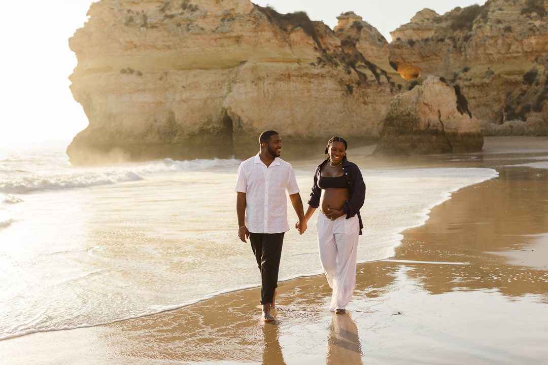 Portugal photographer, lifestyle portraits, beach portraits, babymoon session