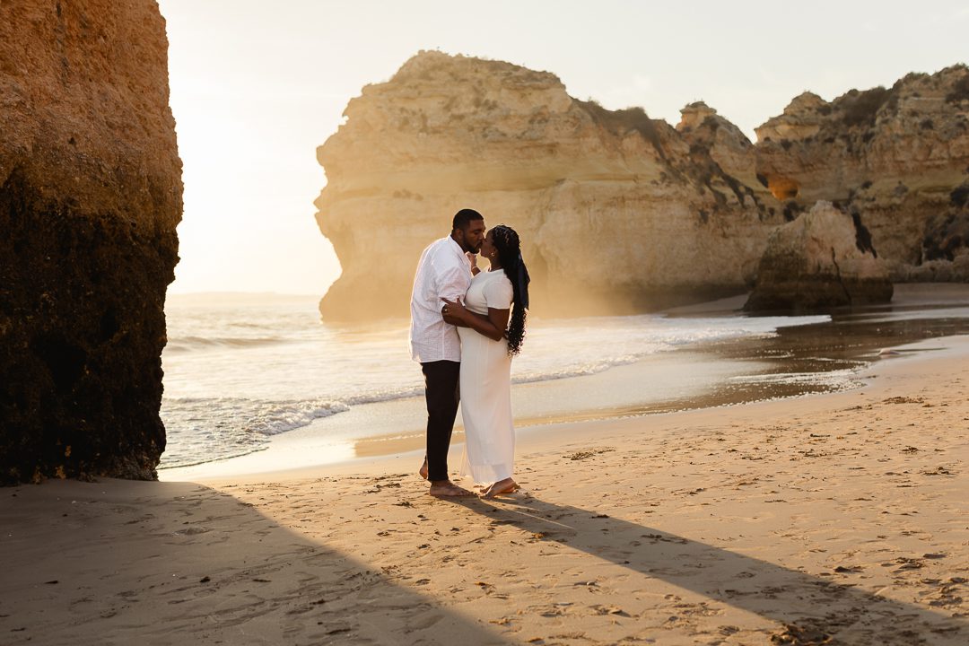 Portugal photographer, lifestyle portraits, beach portraits, babymoon session, Algarve photographer