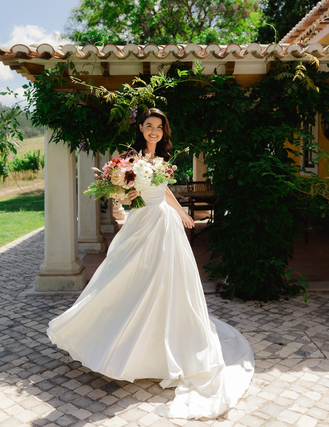 Portugal wedding, vineyard wedding, Algarve wedding photographer, Portugal wedding photographer, editorial wedding, love my dress wedding, wedding in Europe, Quinta wedding Portugal
