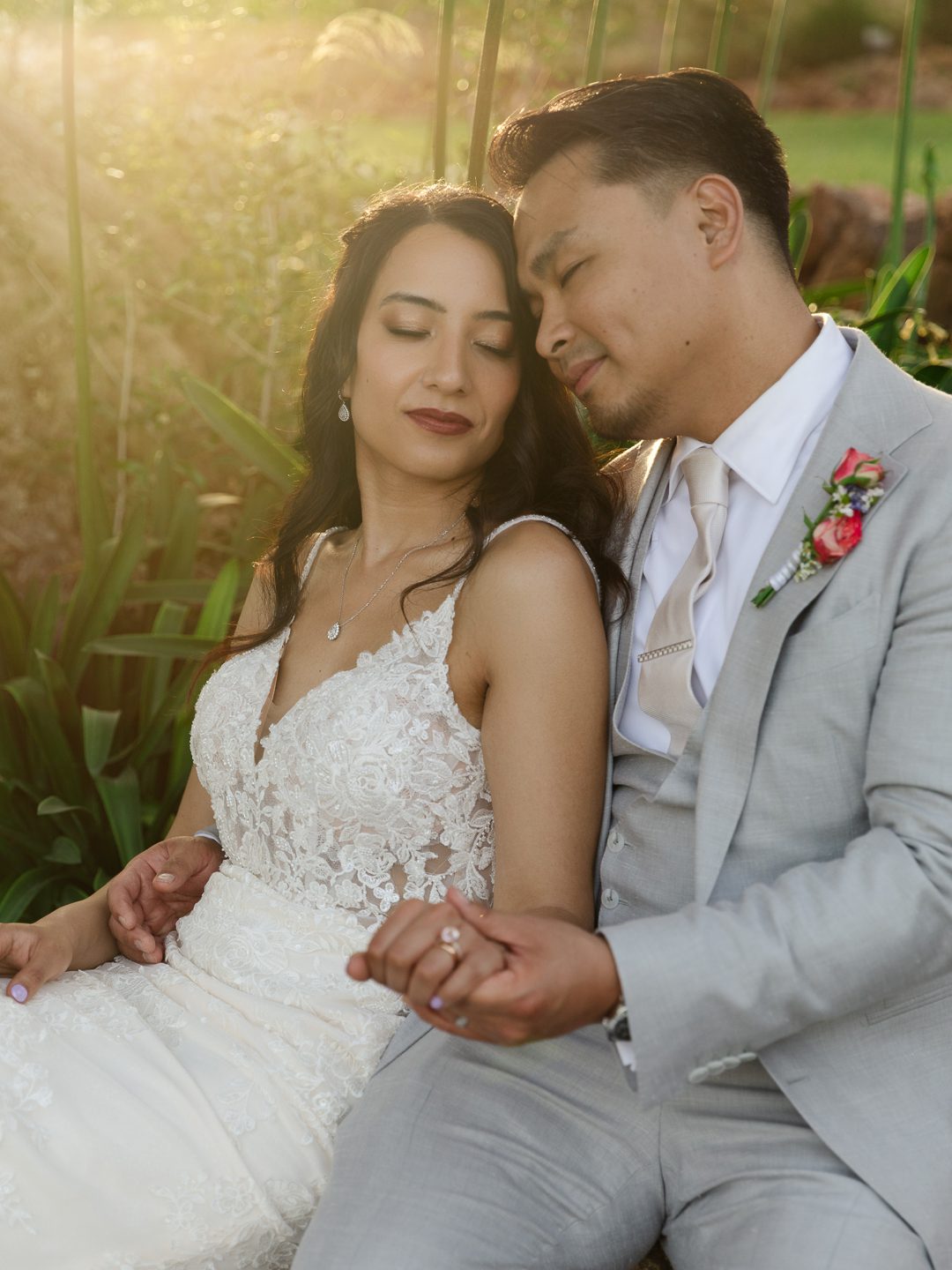 destination wedding Portugal, Algarve wedding photogrpaher, Bold wedding florals, editorial wedding photography, European destination wedding