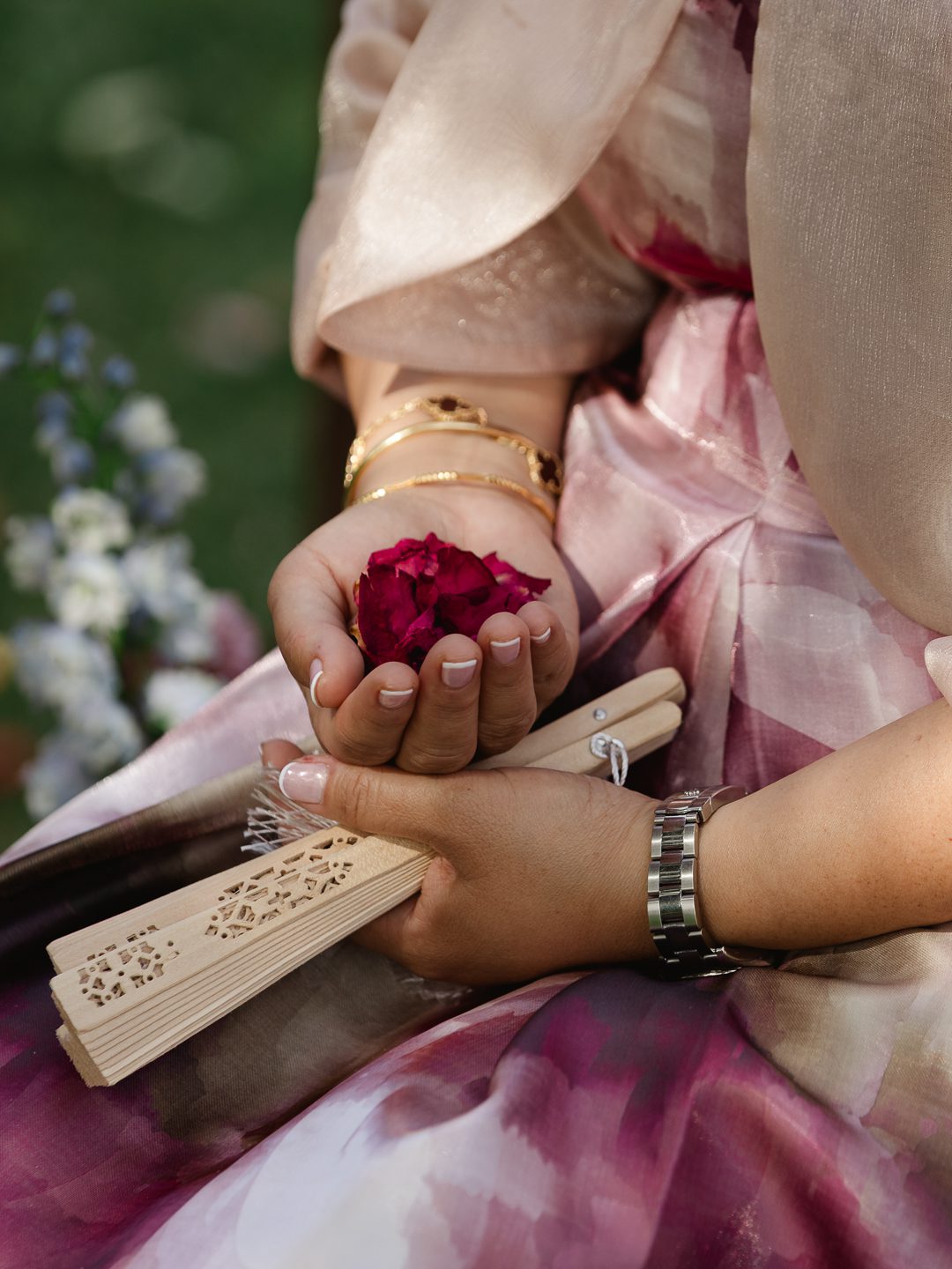 destination wedding Portugal, Algarve wedding photogrpaher, Bold wedding florals, editorial wedding photography, European destination wedding, monte do serrinho