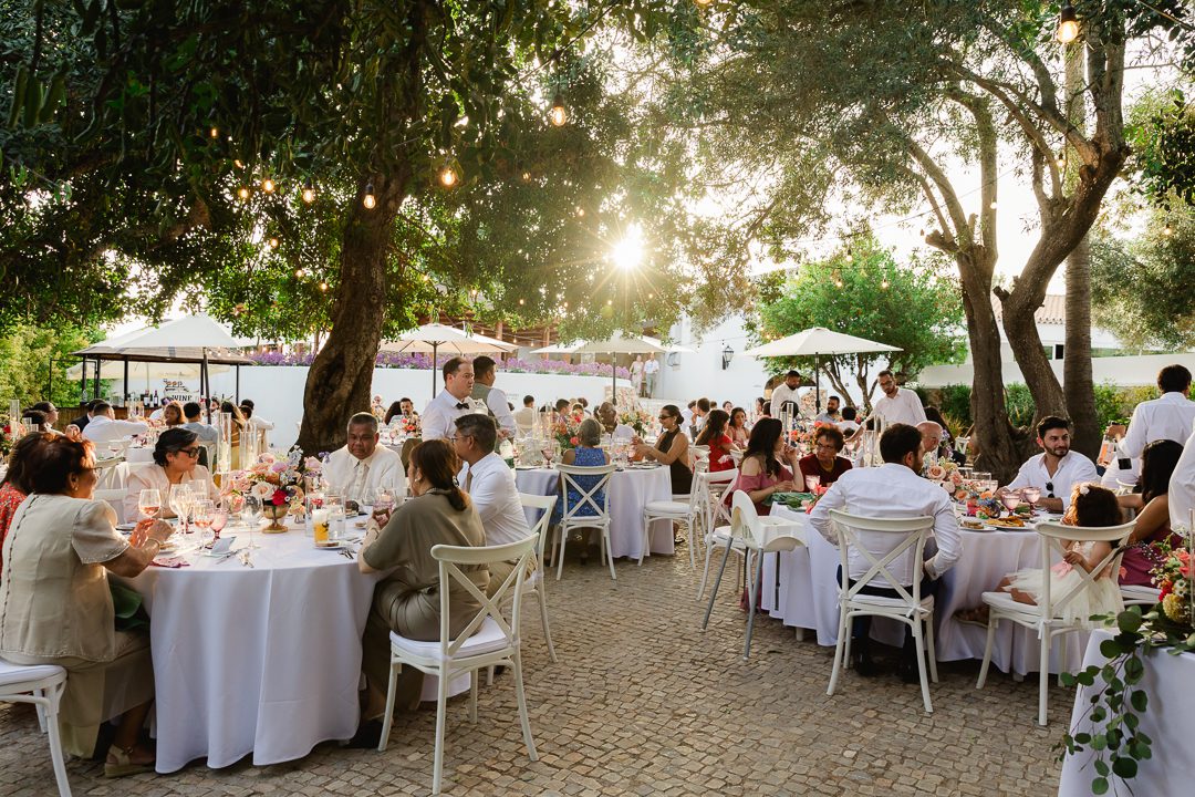 destination wedding Portugal, Algarve wedding photogrpaher, Bold wedding florals, editorial wedding photography, European destination wedding, monte do serrinho