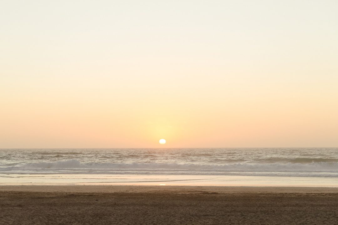 destination engagement session in Portugal, beach couples shoot Portugal, Algarve beach lifestyle shoot