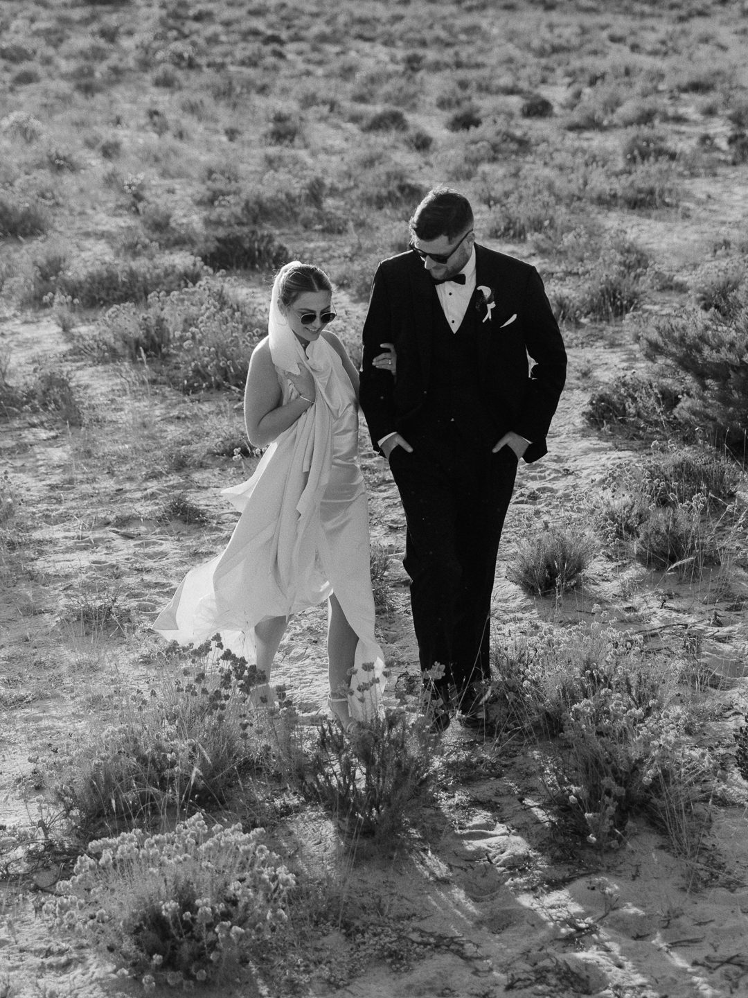destination elopement in Portugal, bride and groom on the beach in Portugal, Palace wedding in Portugal, Wedding photography Portugal, Algarve wedding, Portugal elopement, Estoi Palace wedding
