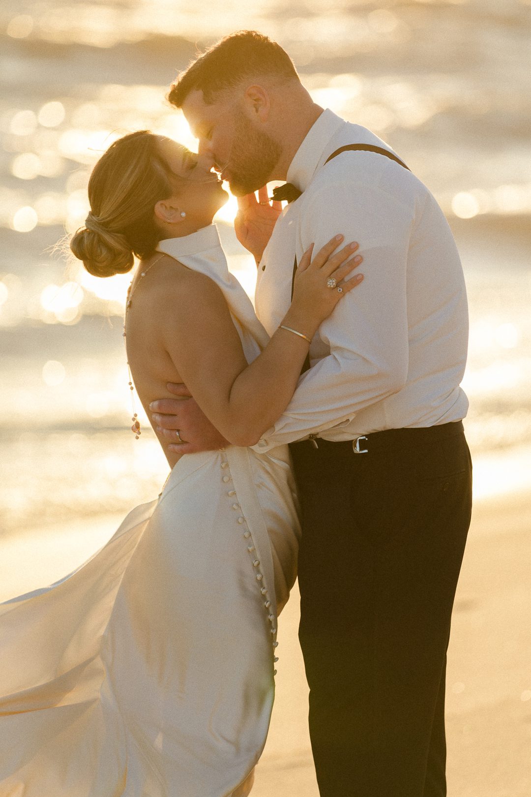 destination elopement in Portugal, bride and groom on the beach in Portugal, Palace wedding in Portugal, Wedding photography Portugal, Algarve wedding, Portugal elopement, Estoi Palace wedding
