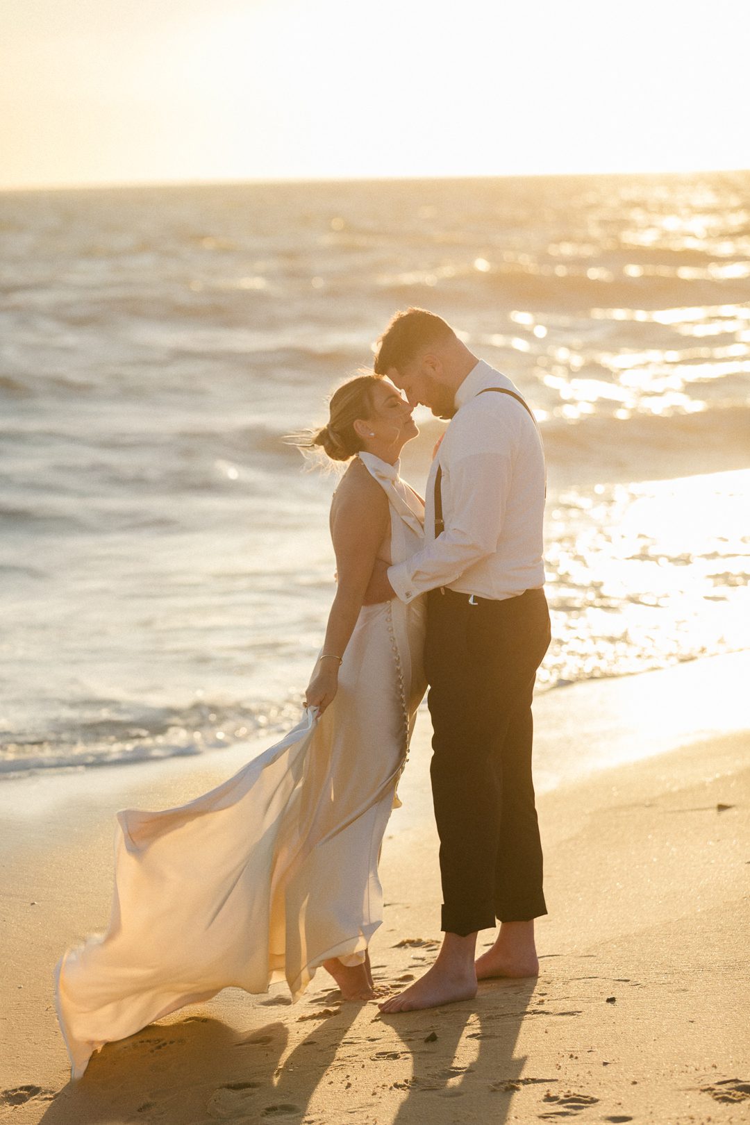destination elopement in Portugal, bride and groom on the beach in Portugal, Palace wedding in Portugal, Wedding photography Portugal, Algarve wedding, Portugal elopement, Estoi Palace wedding