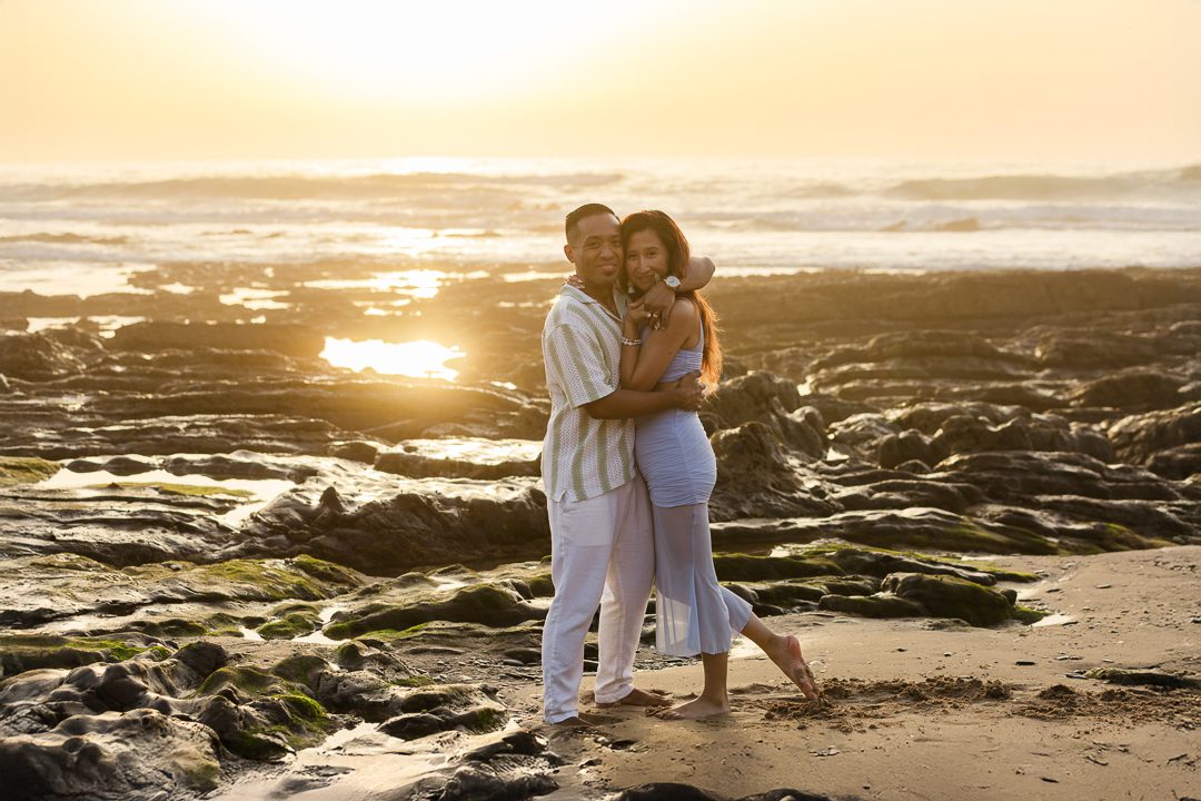 Portugal lifestyle photographer, engagement session, Algarve beach