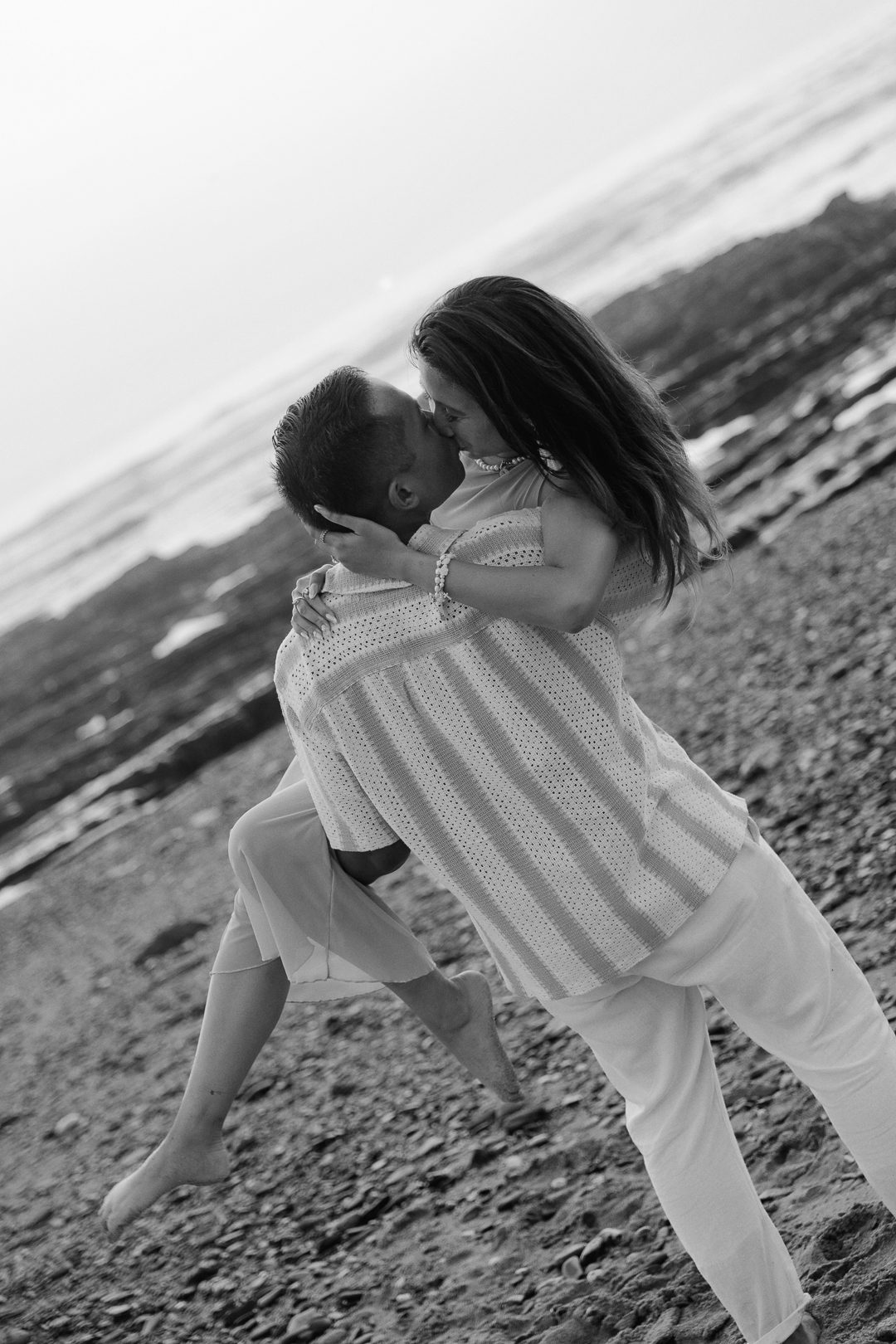 Portugal lifestyle session, Portugal photographer, Portugal beach, explore Portugal, Europe engagement destination