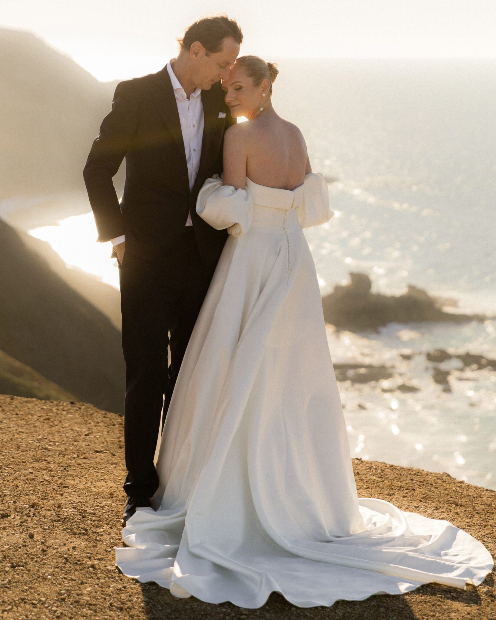 Intimate  destination wedding in Portugal
