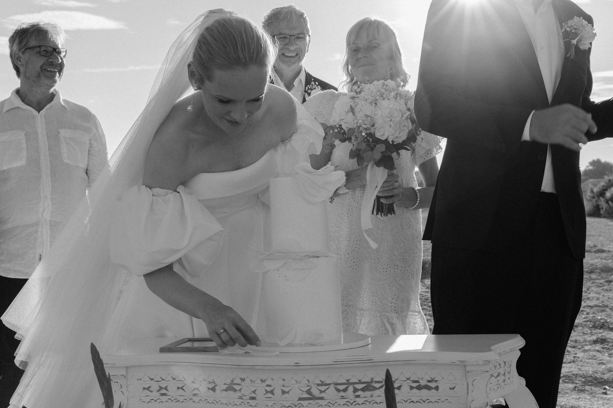 Portugal Elopement photographer capturing an intimate wedding celebration in the Algarve
